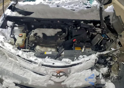 2015 Toyota Rav4 Le z USA, uszkodzony, nr VIN JTMBFREV9FD160881